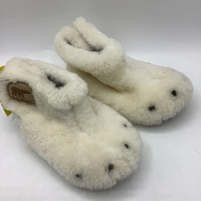 Size 5: Sorel White Fuzzy Animal Feet Slippers Go Light Durable piece