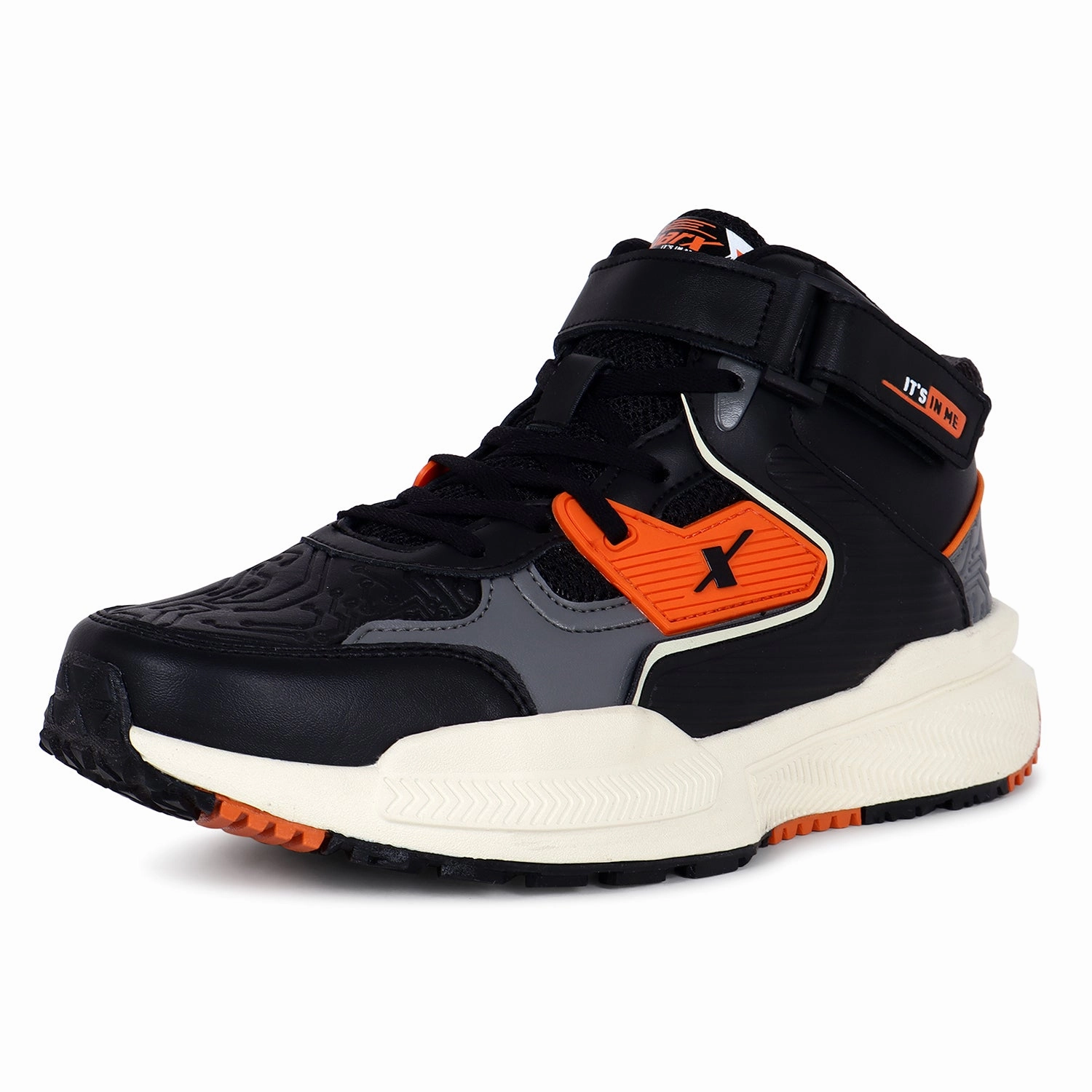 Flexible Outsole Design Comfortable Fitment Sneakers for Men SM 1044