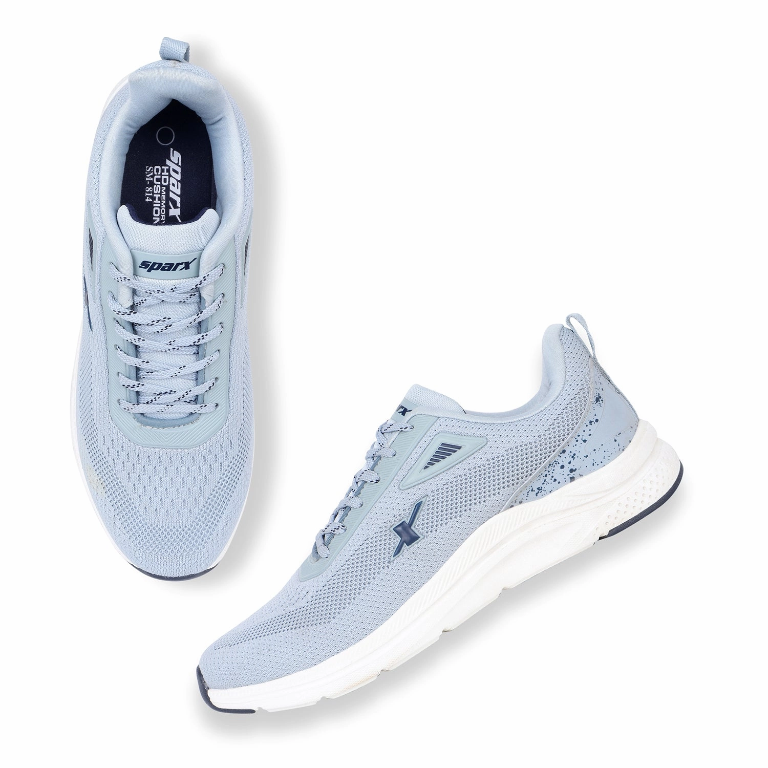 running in a nature reserve flexible shoe aspects SPARX Running shoes for men SM 814