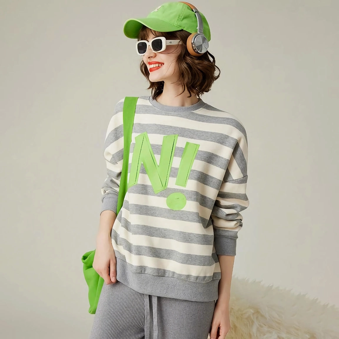 Quick Comfort Striped Letter Print Sequin Embroidered Sweatshirt