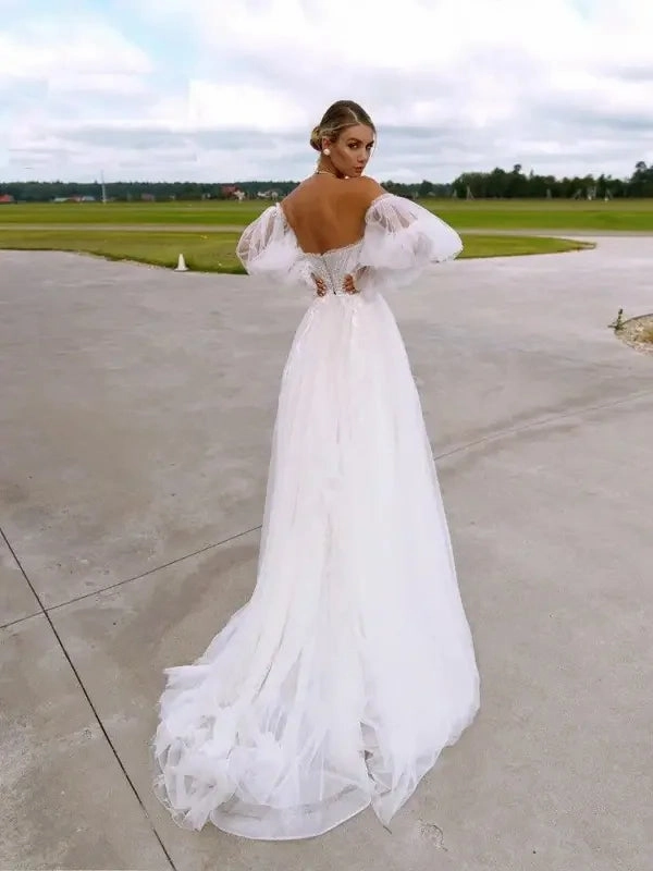 Sweetheart Wedding Dress with Puff Sleeve Quiet Glow