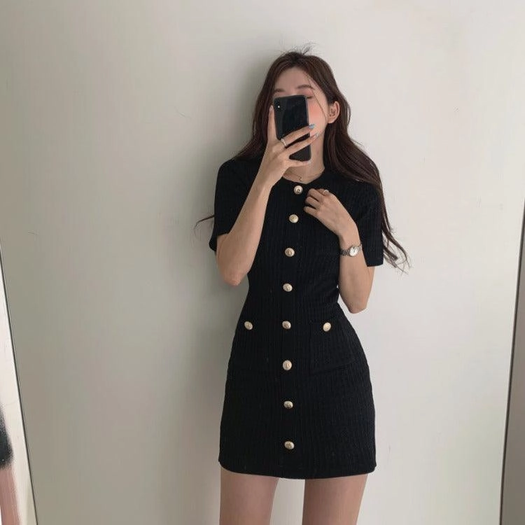 Timeless Style Single row French sweet round neck slim knitted dress