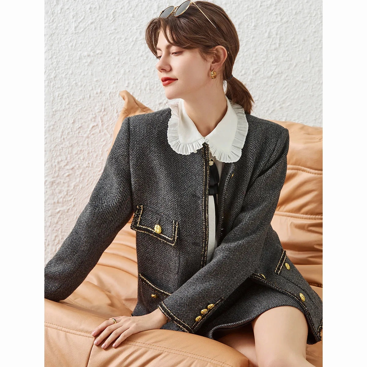 Layered construction Elastic hem Timeless Elegance for the Modern Office Lady