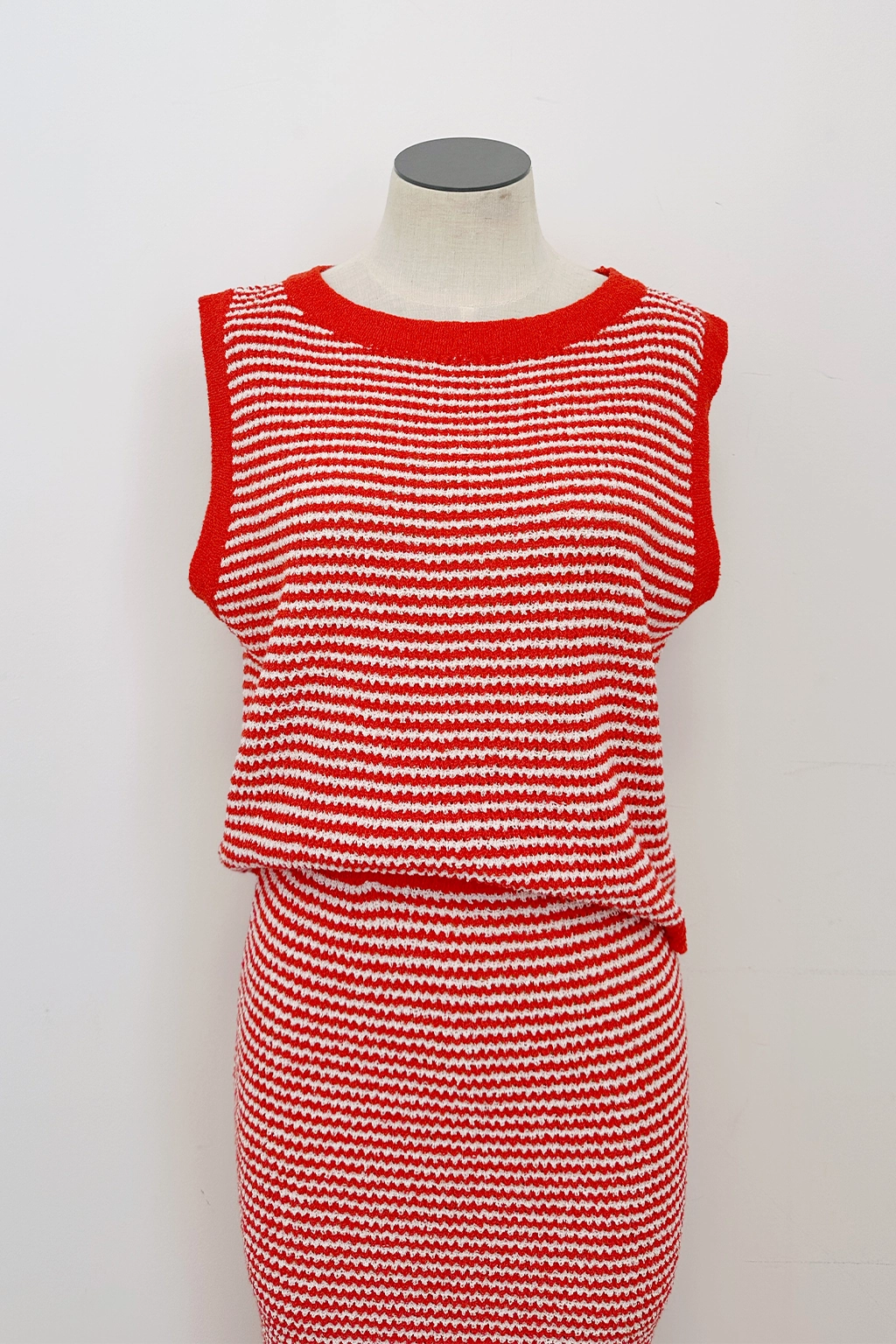 Ethical production Tomato Stripe Knit Sleeveless Top