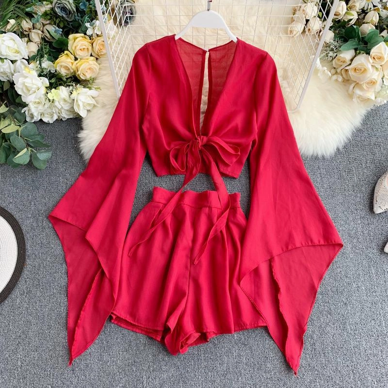 Yoga Girl Music Hot New Design Sense Bell Sleeve Chiffon Shirt High Waist Wide Leg Shorts Western Style Two-piece Suit