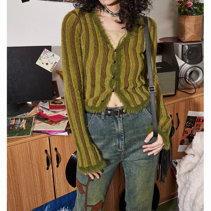 Seamless Construction Design Soft comfort layer Retro V-neck Knitwear For Women Cardigan Short Top