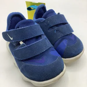 Bendable Sole Design Size 3: Nike Blue Velcro Strap Sneakers