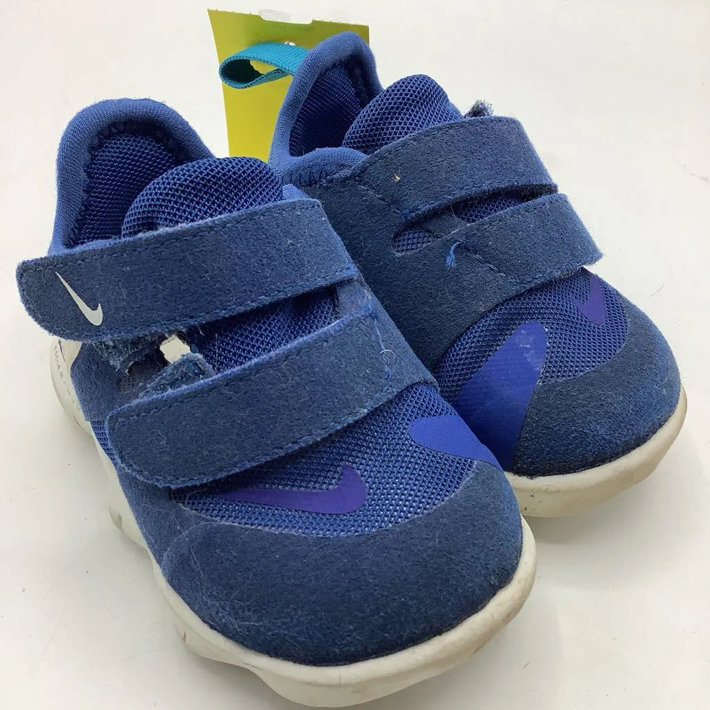 Bendable Sole Design Size 3: Nike Blue Velcro Strap Sneakers