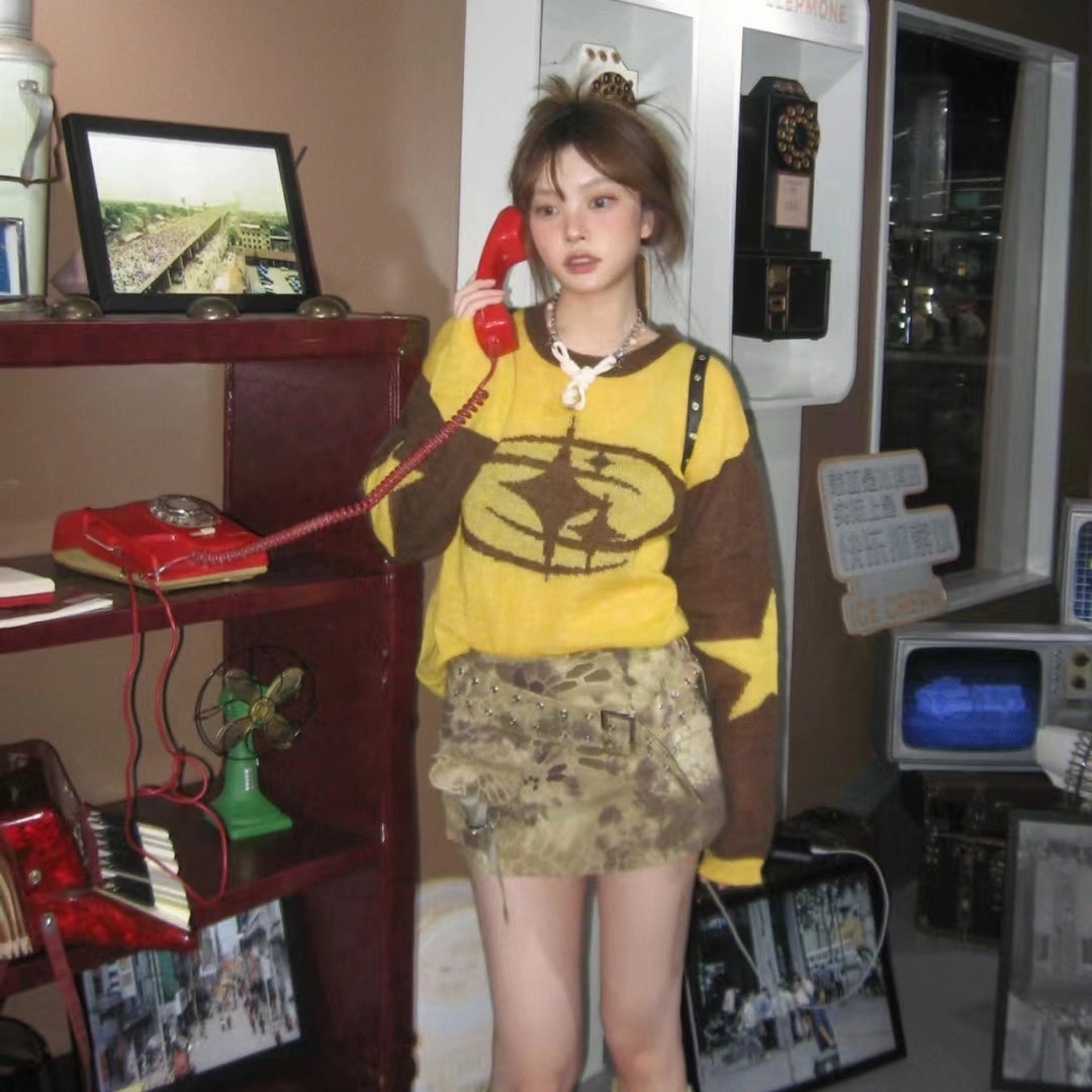 Women's American-style Retro Five-pointed Star Loose Long-sleeved Sweater Versatile Fit Layered Comfort