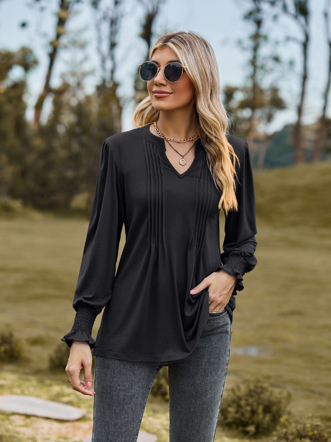 Shimmer Effect Retro Vibe Women's Solid Color Striped Puff Sleeve V-neck Smocking Long Sleeve Top