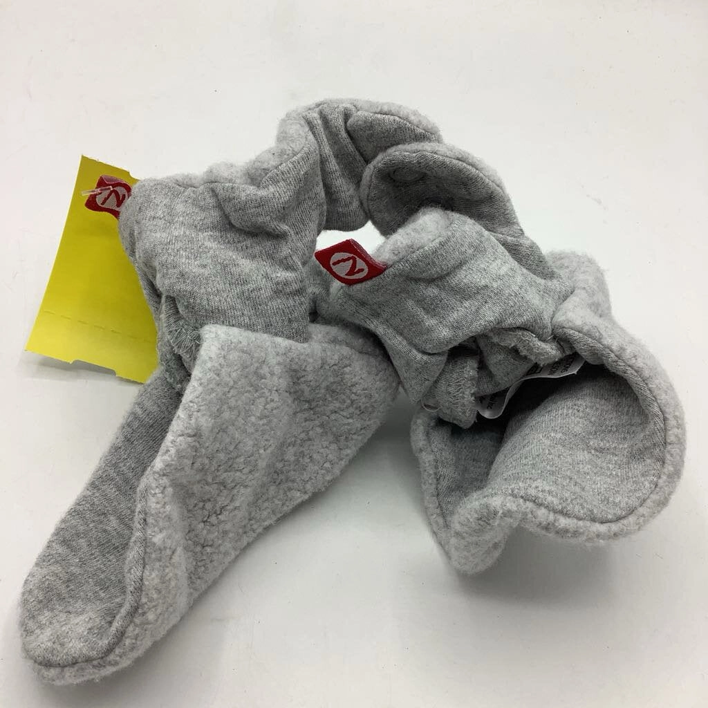 Motion Flow Size 3m: Zutano Grey Baby Booties