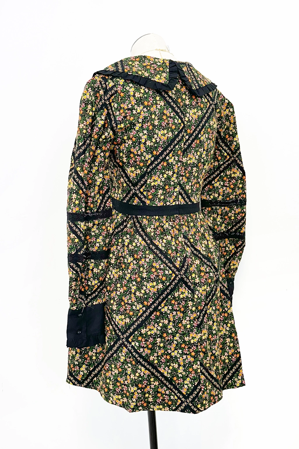 Ortensia Mini Dress Stylish Pick